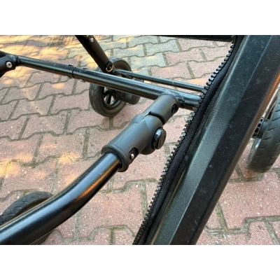 Oryginalny stelaż podnóżka z mechanizmem regulacji do wózka Baby Design Look Air – część używana